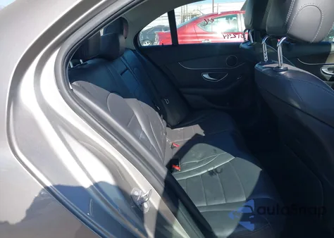 2019 Mercedes-Benz C 300 from USA, damaged, VIN 55SWF8DB6KU314516